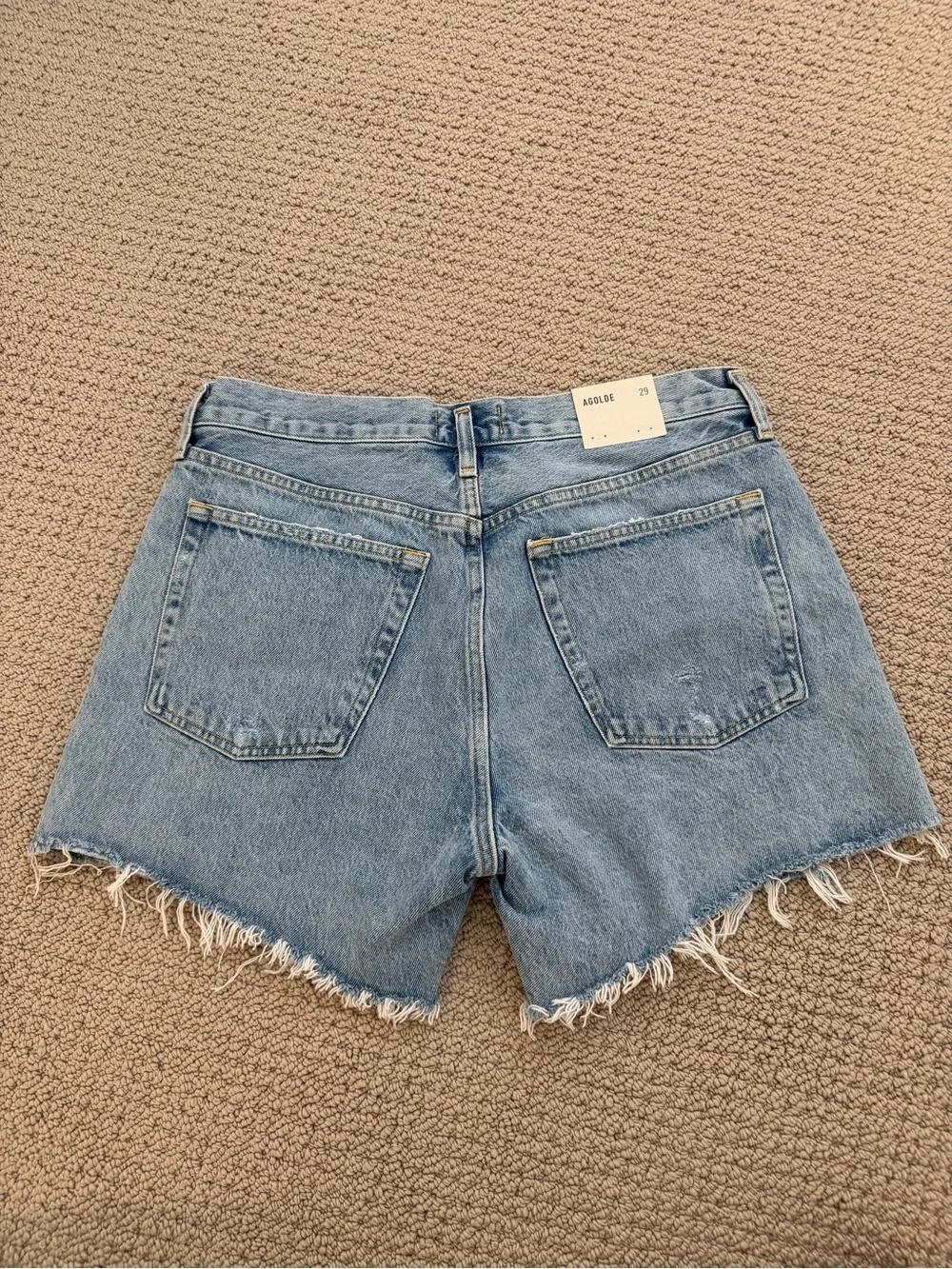 NWT Agolde Light Blue Distressed Parker Denim Jean Shorts Size 29 - Picture 2 of 4
